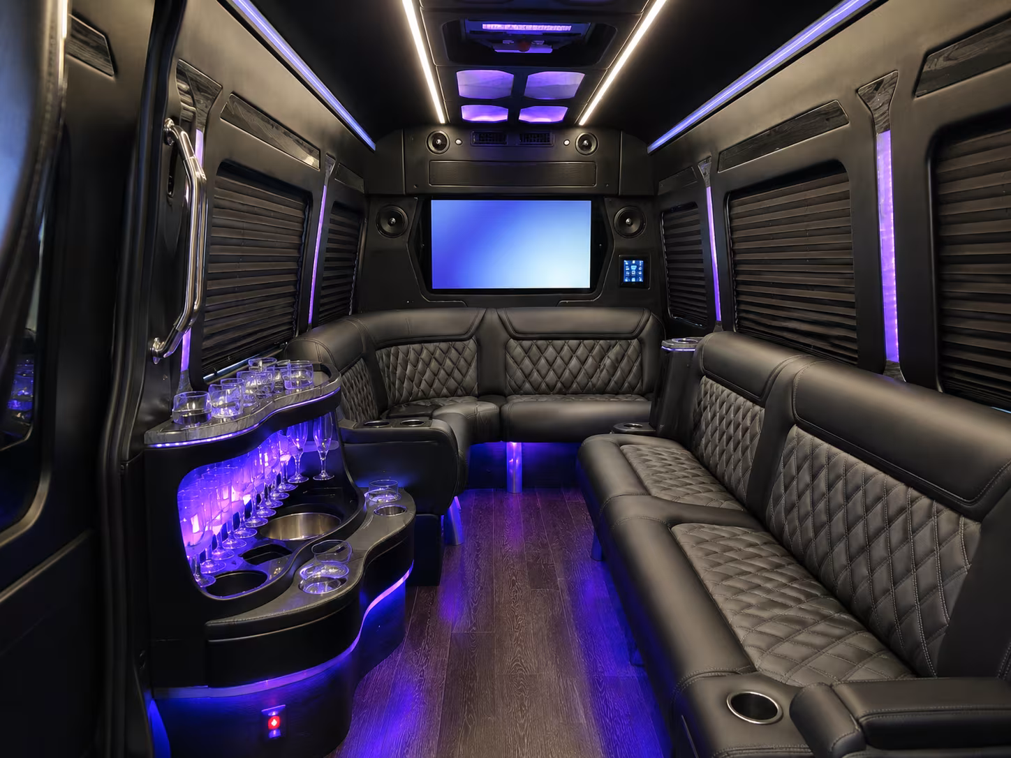 airport transfers and executive group transportation in new haven