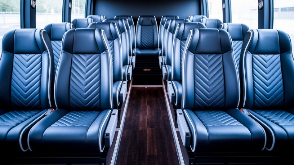 new haven 28 passenger minibus rental